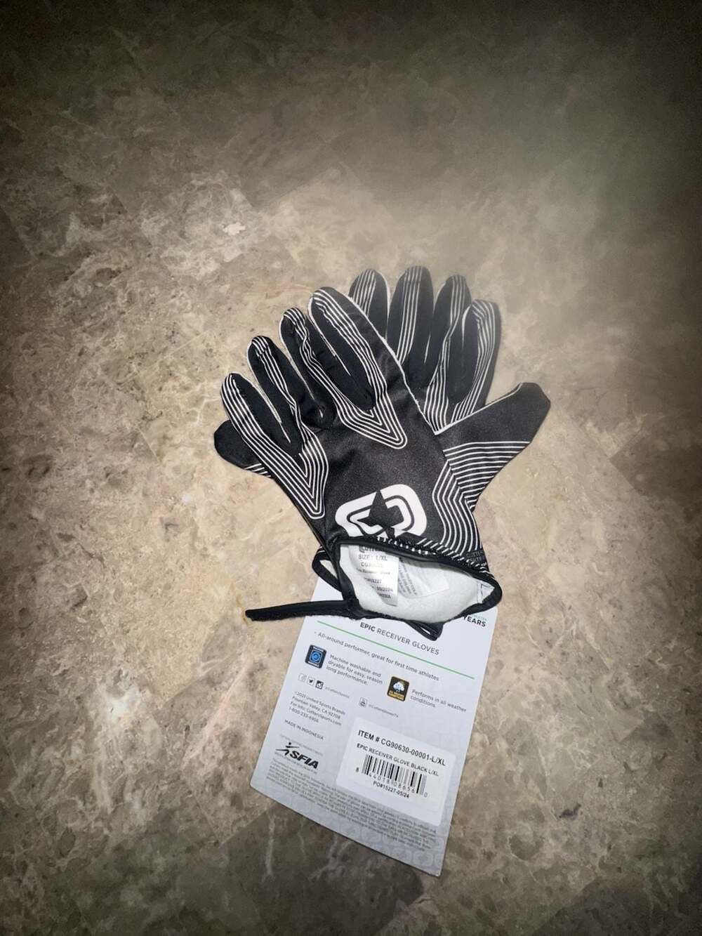 Cutters Epic Receiver Football Gloves Black Size L/XL